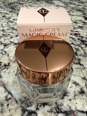 Charlotte Tilbury Magic Cream 1oz New In Box!